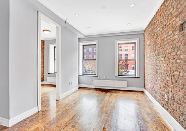 2 Bedrooms, East Village Rental in NYC for $6,100 - Photo 1