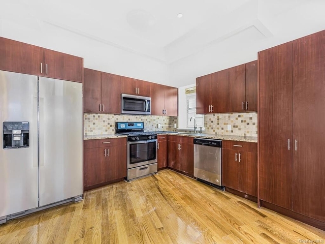 3 Bedrooms, Harding Park Rental in NYC for $3,150 - Photo 1