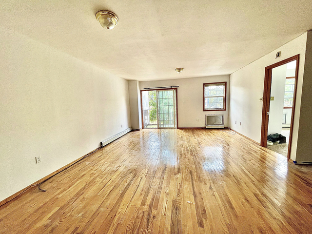 3 Bedrooms, Weeksville Rental in NYC for $3,000 - Photo 1