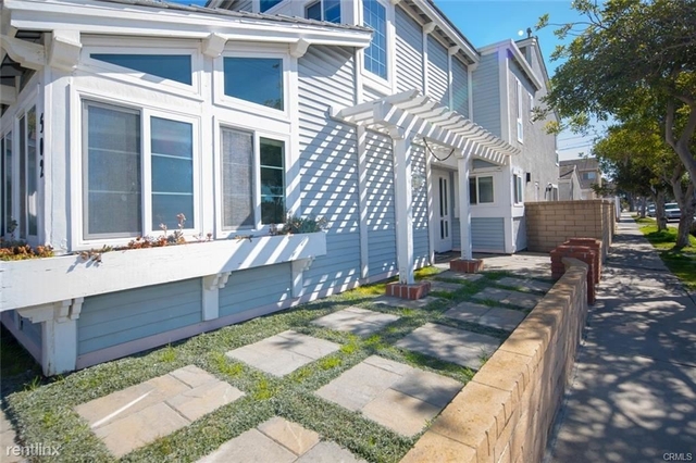 3 Bedrooms, Downtown Huntington Beach Rental in Los Angeles, CA for $5,995 - Photo 1