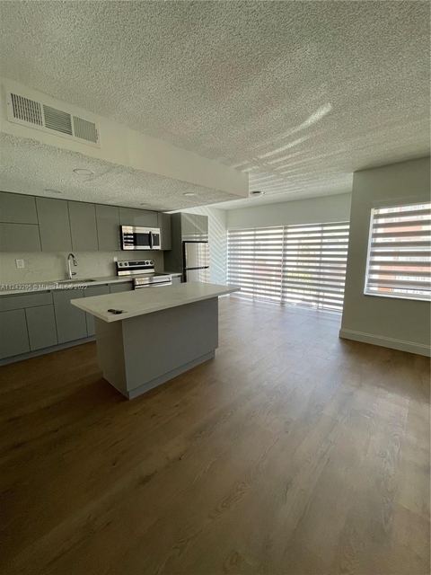 2 Bedrooms, Flagler West Garden Rental in Miami, FL for $2,650 - Photo 1