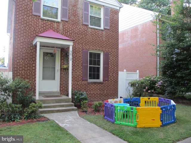 3 Bedrooms, Friendship Heights Rental in Washington, DC for $3,900 - Photo 1