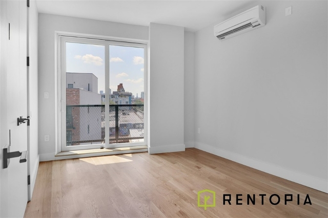 2 Bedrooms, Greenpoint Rental in NYC for $4,419 - Photo 1