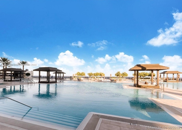 3 Bedrooms, Hallandale Beach Rental in Miami, FL for $5,600 - Photo 1