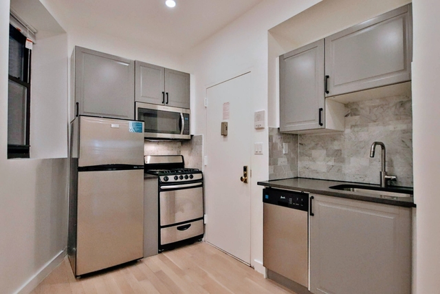 Studio, East Village Rental in NYC for $3,000 - Photo 1