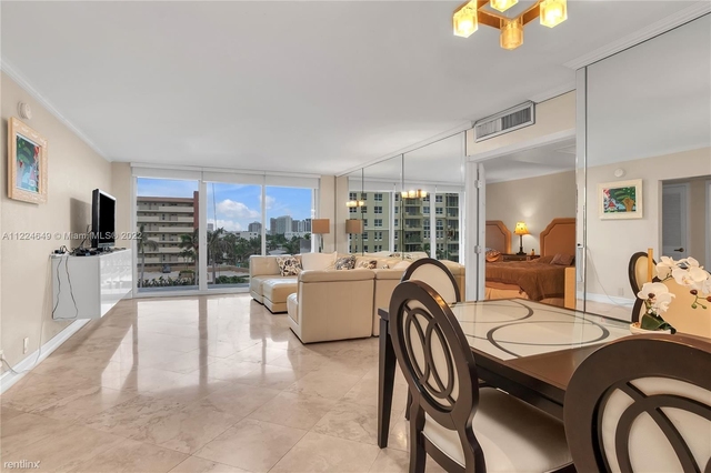 2 Bedrooms, Hallandale Beach Rental in Miami, FL for $3,500 - Photo 1