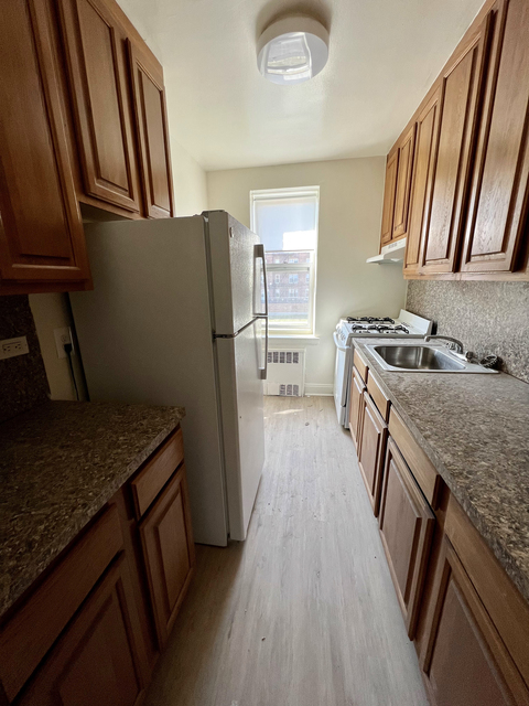 1 Bedroom, Gravesend Rental in NYC for $1,799 - Photo 1