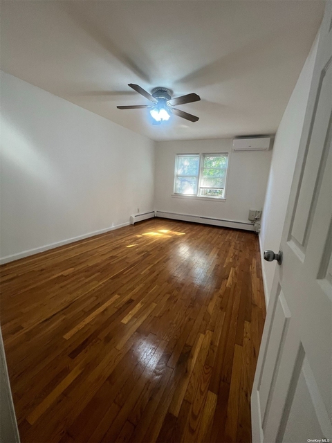 2 Bedrooms, Oakland Gardens Rental in Long Island, NY for $2,200 - Photo 1