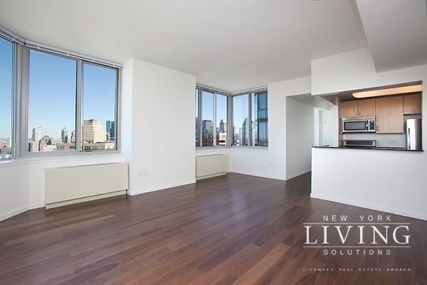 2 Bedrooms, Hudson Yards Rental in NYC for $6,300 - Photo 1