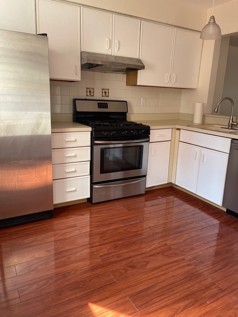 3 Bedrooms, Heartland Village Rental in NYC for $3,300 - Photo 1