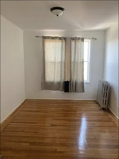 3 Bedrooms, Wakefield Rental in NYC for $2,500 - Photo 1
