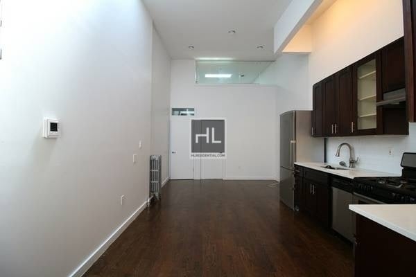 3 Bedrooms, Crown Heights Rental in NYC for $3,350 - Photo 1