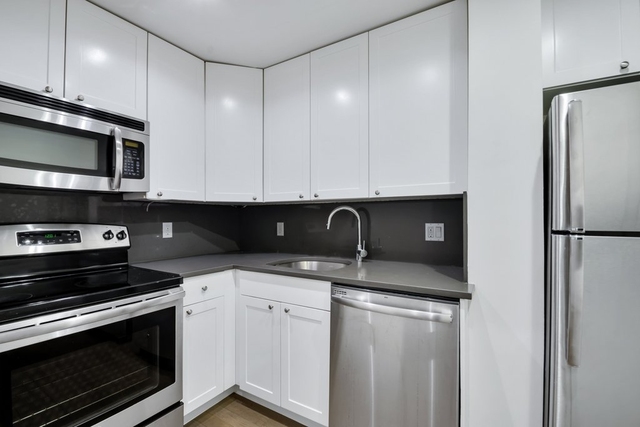 1 Bedroom, Murray Hill Rental in NYC for $4,295 - Photo 1