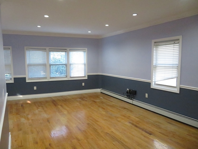 3 Bedrooms, St. Albans Rental in NYC for $3,100 - Photo 1