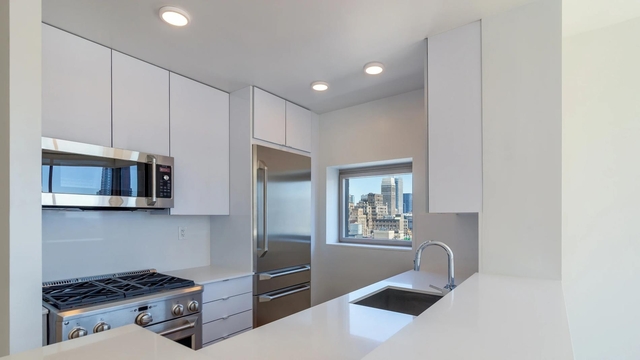 2 Bedrooms, Chelsea Rental in NYC for $9,735 - Photo 1