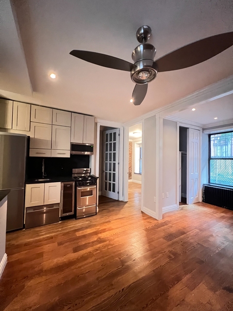 4 Bedrooms, East Village Rental in NYC for $9,600 - Photo 1