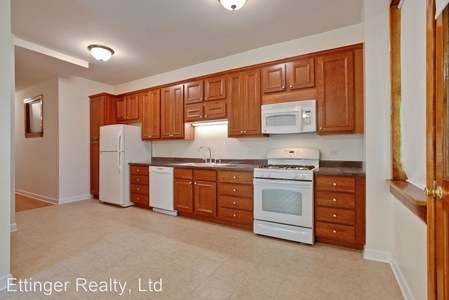 4 Bedrooms, Hyde Park Rental in Chicago, IL for $2,800 - Photo 1