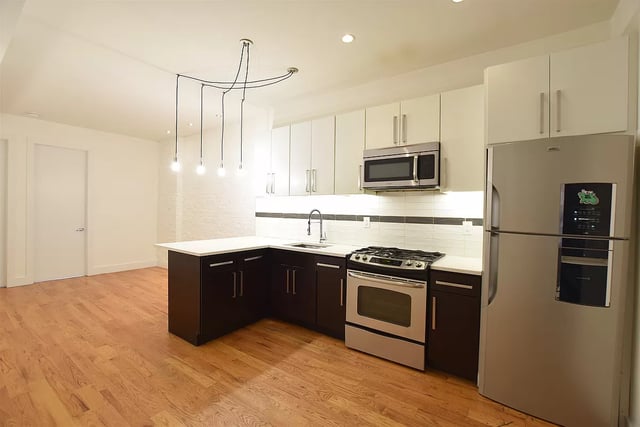 3 Bedrooms, Ridgewood Rental in NYC for $3,500 - Photo 1