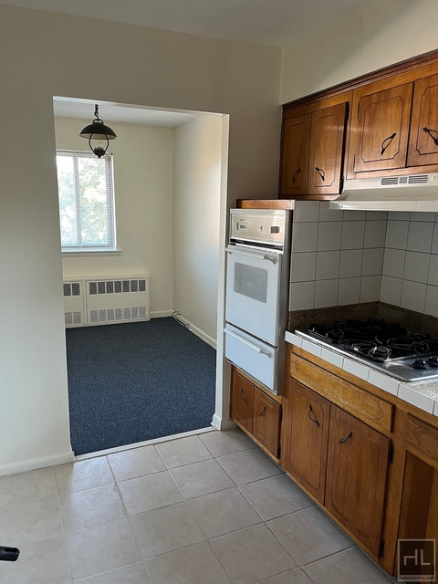 3 Bedrooms, Woodside Rental in NYC for $2,800 - Photo 1