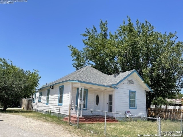 3 Bedrooms, Denver Heights Rental in San Antonio, TX for $1,800 - Photo 1