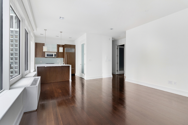 2 Bedrooms, Financial District Rental in NYC for $6,450 - Photo 1