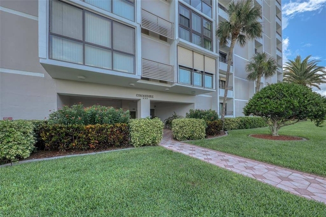 855 Bayway Blvd - Photo 1