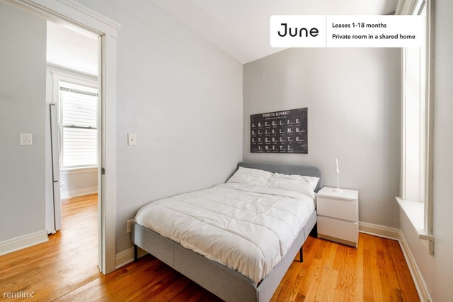 Room, Roscoe Village Rental in Chicago, IL for $1,275 - Photo 1