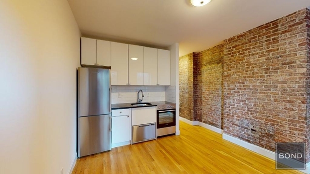 588 Amsterdam Avenue - Photo 1