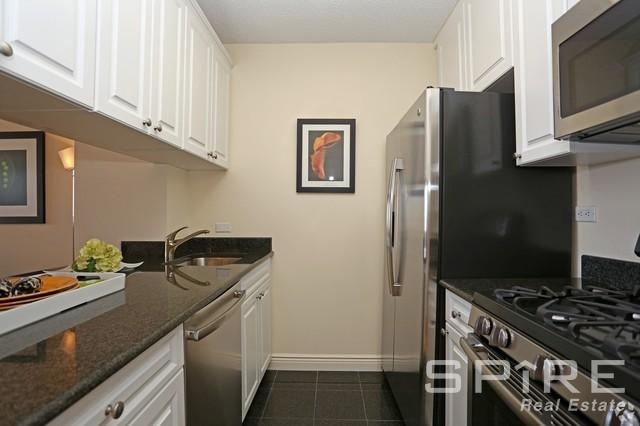 2 Bedrooms, Yorkville Rental in NYC for $4,800 - Photo 1