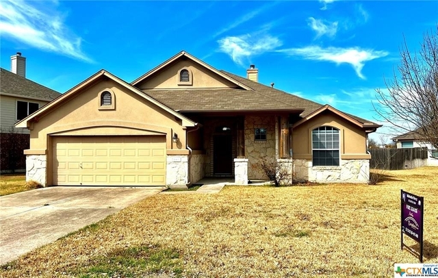 3 Bedrooms, Highland Park Rental in Austin-Round Rock Metro Area, TX for $2,300 - Photo 1