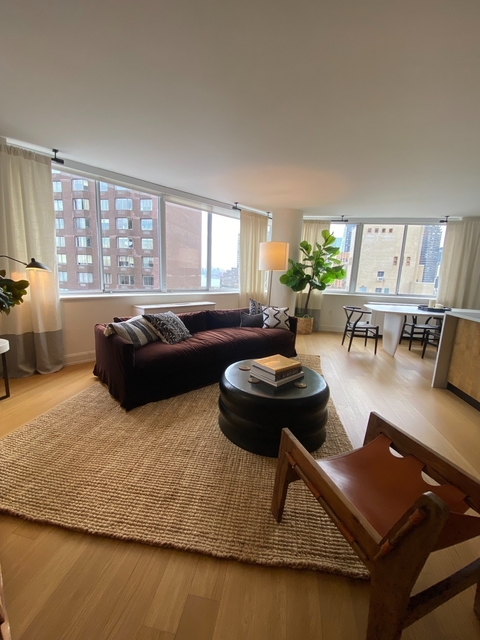 2 Bedrooms, Sutton Place Rental in NYC for $5,828 - Photo 1