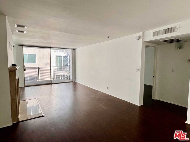1 Bedroom, Beverly Hills Rental in Los Angeles, CA for $3,095 - Photo 1