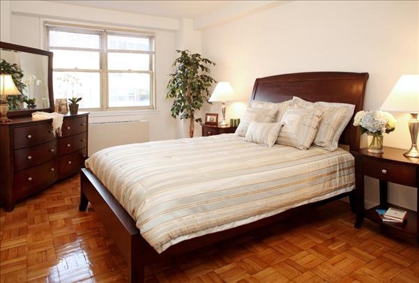 1 Bedroom, Yorkville Rental in NYC for $4,550 - Photo 1