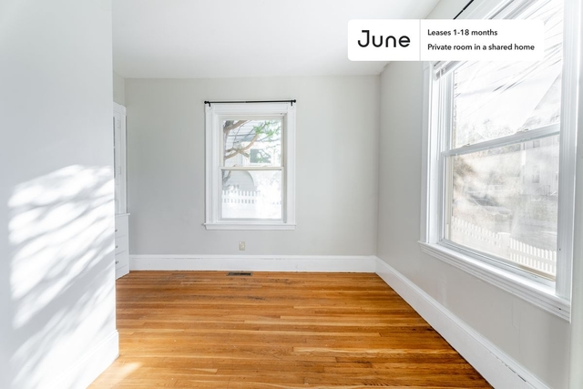 Room, Oak Square Rental in Boston, MA for $1,000 - Photo 1