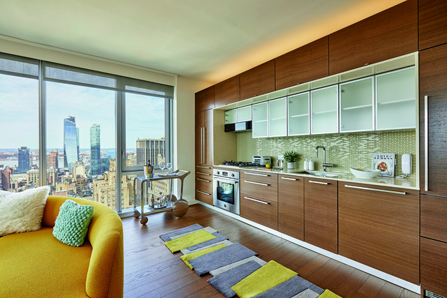 2 Bedrooms, Midtown South Rental in NYC for $7,155 - Photo 1