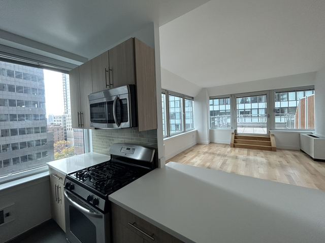 Studio, Financial District Rental in NYC for $4,300 - Photo 1