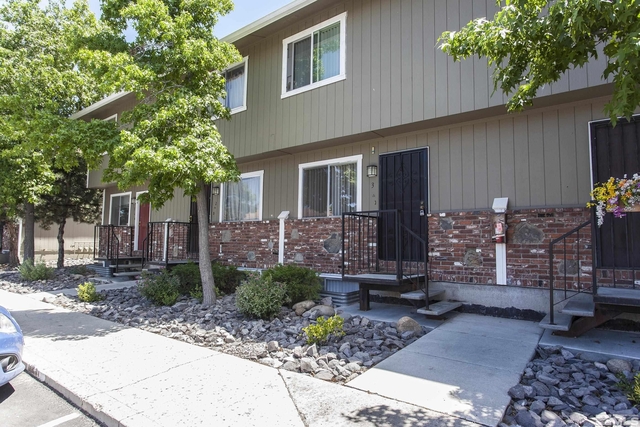 3 Bedrooms, Park Terrace Rental in Reno-Sparks, NV for $1,950 - Photo 1
