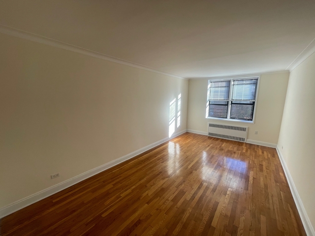 1 Bedroom, Jackson Heights Rental in NYC for $2,150 - Photo 1
