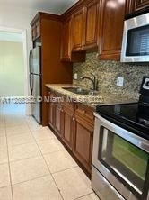 3 Bedrooms, Fulford Bythe Sea Rental in Miami, FL for $3,300 - Photo 1