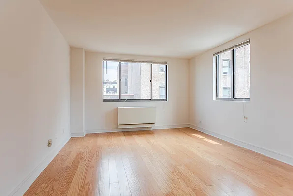 3 Bedrooms, Upper West Side Rental in NYC for $5,800 - Photo 1