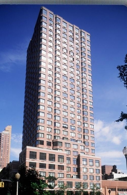 2 Bedrooms, Yorkville Rental in NYC for $6,790 - Photo 1