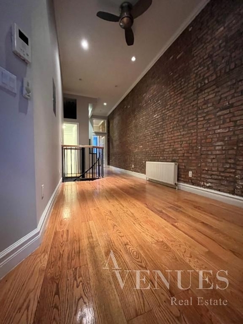 4 Bedrooms, East Village Rental in NYC for $5,995 - Photo 1