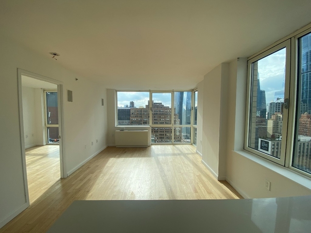 West 37th Street - Photo 1