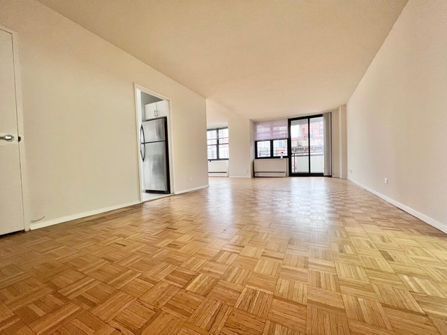 2 Bedrooms, Yorkville Rental in NYC for $6,383 - Photo 1