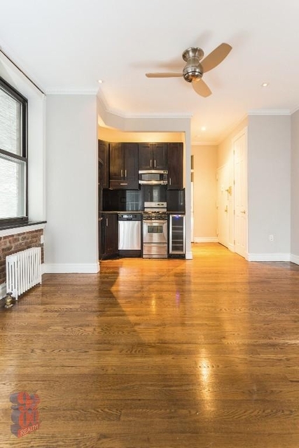 2 Bedrooms, Gramercy Park Rental in NYC for $5,395 - Photo 1