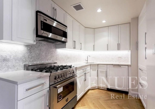 2 Bedrooms, Murray Hill Rental in NYC for $4,200 - Photo 1