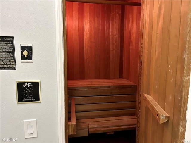 2 Bedrooms, Westwood Rental in Los Angeles, CA for $4,750 - Photo 1