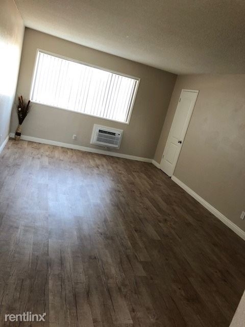 2 Bedrooms, The Colony Rental in Los Angeles, CA for $2,300 - Photo 1