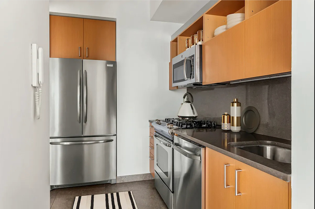 Studio, Financial District Rental in NYC for $4,067 - Photo 1