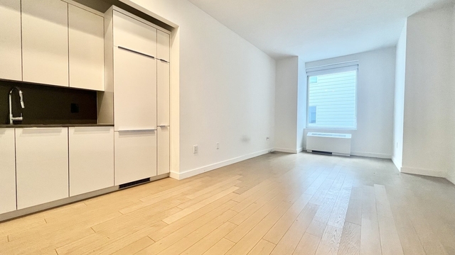 Studio, Financial District Rental in NYC for $3,277 - Photo 1